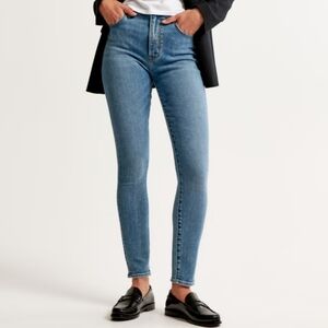 Abercrombie & Fitch Curve Love The Super Skinny Ankle High Rise 26/2S